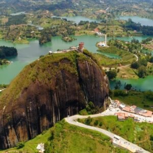 Guatapé Base